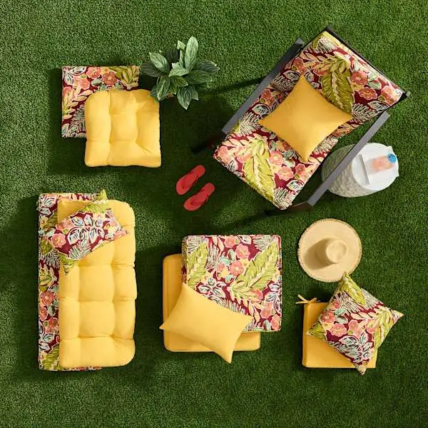 tropical-cherry-hinged-outdoor-cushion (1)